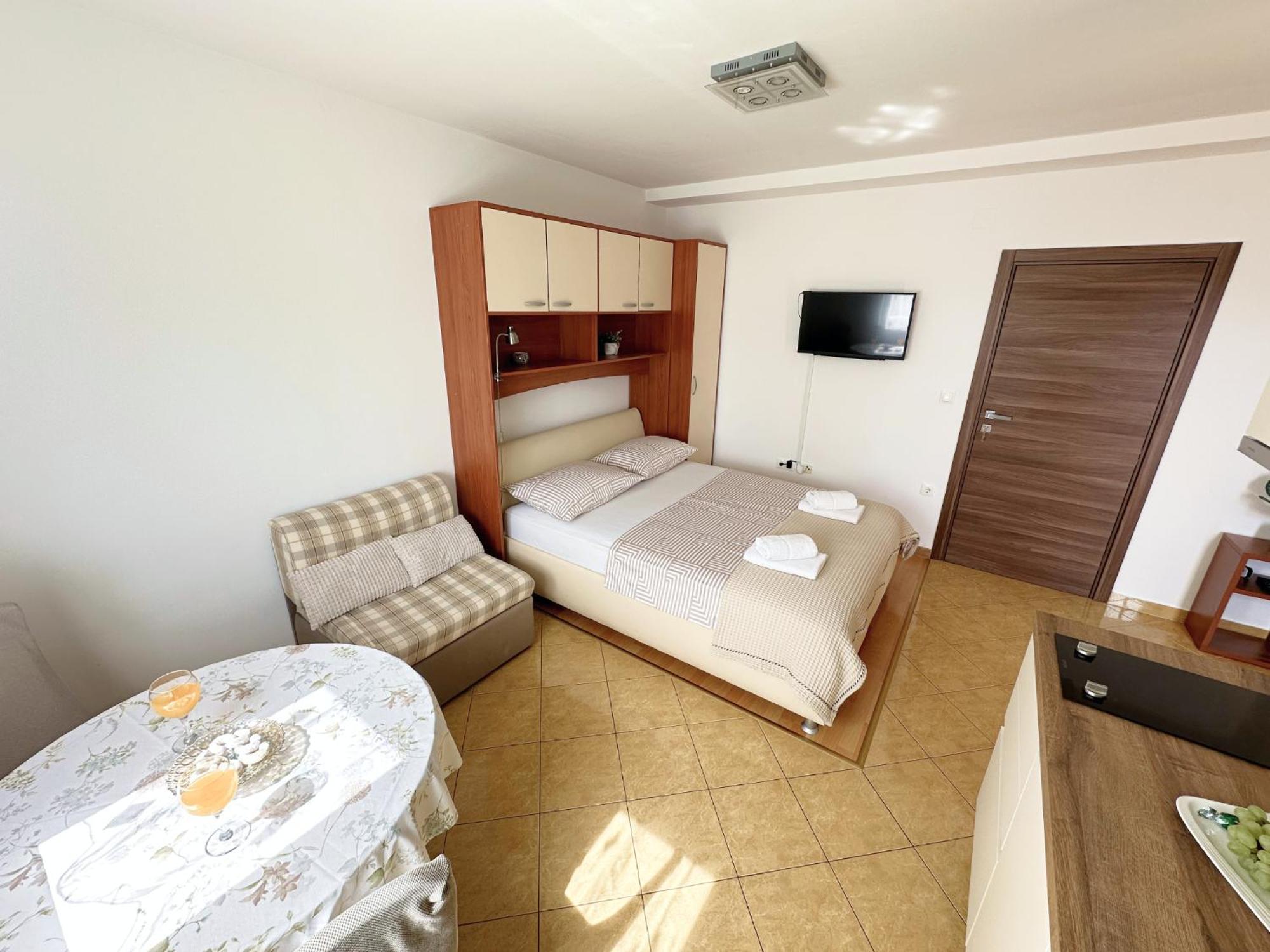 Apartments Vila Miranda Vodice Exterior foto